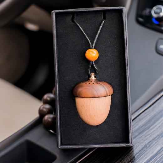 实木松果车载挂式香水扩香器 赠送车内香薰沉香香水 办公家用/送礼自用佳 20058500 商品图2