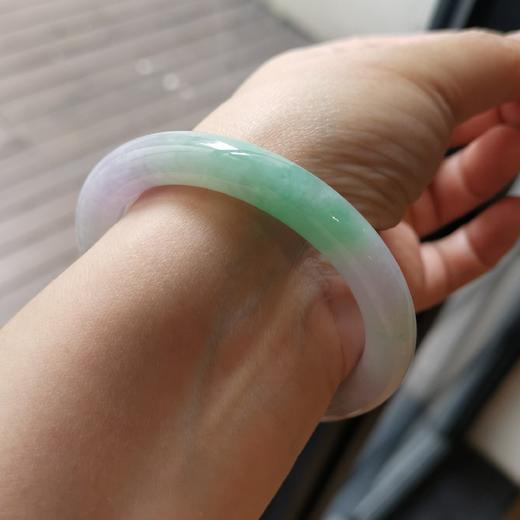 性价比很高的淡春彩镯 商品图1