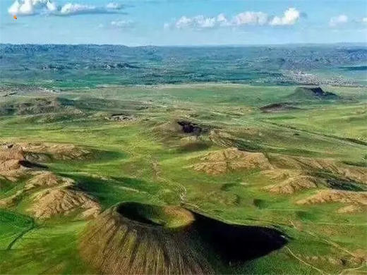 五一2日【乌兰哈达火山露营】深度探索6座火山-草原露营-探秘6000万年前的遗迹畅游草原阿那亚涝利海 商品图4