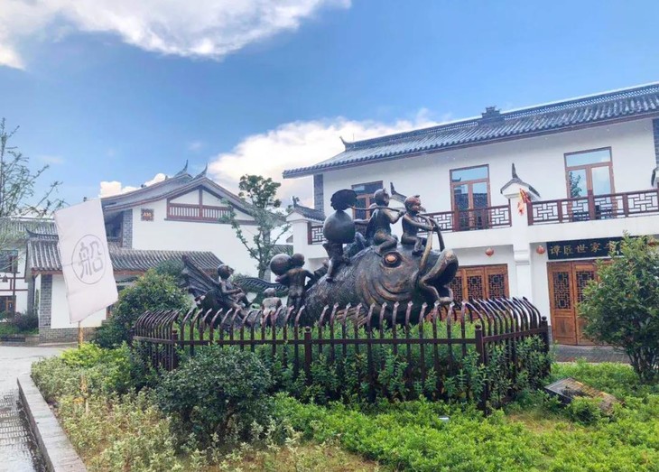 暑期亲子度假 |岳阳洋沙湖渔窑客栈 欢乐水世界酒景套餐特惠预售,450