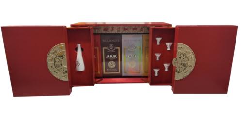 52度五粮液 鸡 狗 鼠 牛 生肖纪念酒 500ml×4 礼盒套装 商品图5