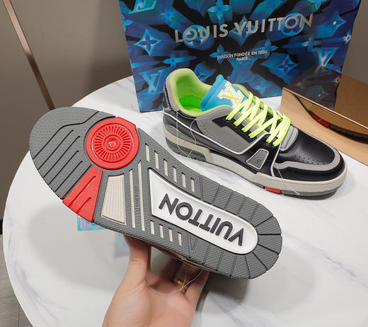LV Trainer 最新配色运动鞋 商品图7