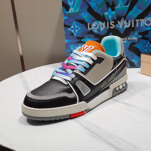 LV Trainer 最新配色运动鞋 商品图4