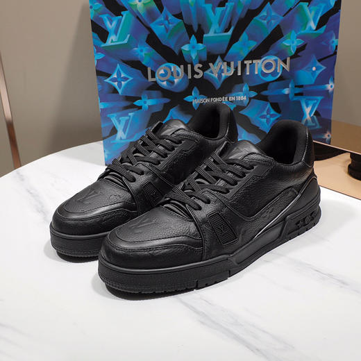 LV Trainer 最新配色运动鞋 商品图1