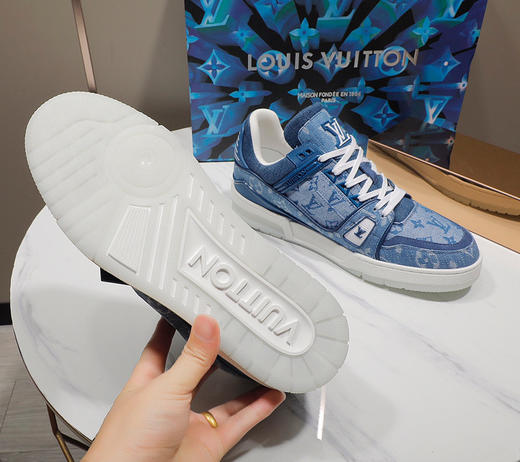 LV Trainer 最新配色运动鞋 商品图8
