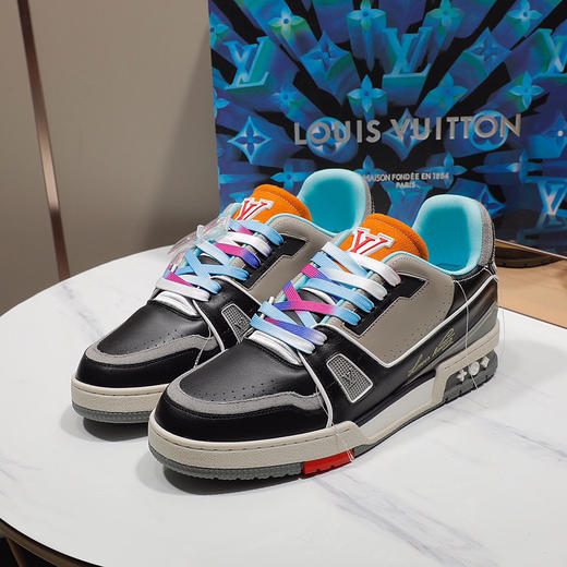 LV Trainer 最新配色运动鞋 商品图1