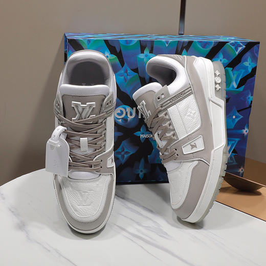 LV Trainer 最新配色运动鞋 商品图1