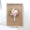 【钟情手捧花永生花相框】（38*29cm） 商品缩略图0