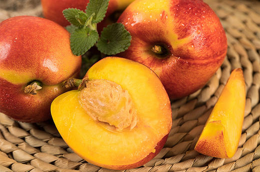 砀山露天油桃5斤装 商品图2