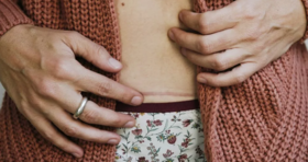  它是“疤痕橡皮擦”，不动刀不医美，抹一抹专业淡疤去痕，色斑也能消消乐 