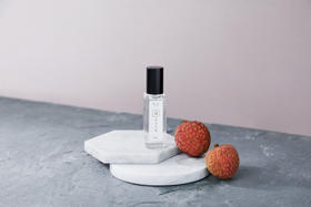 夏日果香调太甜，我们给它加了点“刺”