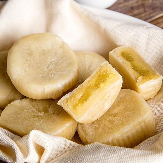 【卡尔顿】榴莲饼越南风味特产新鲜糕点网红休闲零食整箱装800g 商品图3