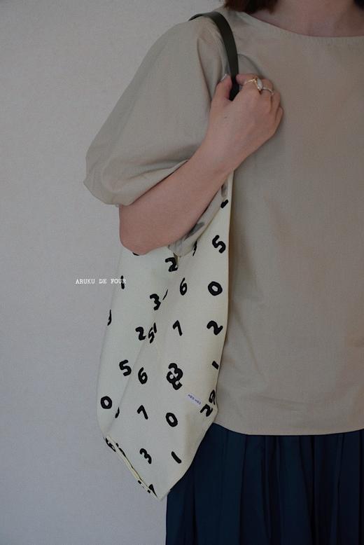 FRANCESCA卡其/浅灰/白/黑波波短袖 商品图6