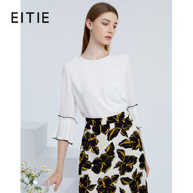 EITIE爱特爱秋季新款简约通勤喇叭袖直筒圆领套头T恤上衣6313003