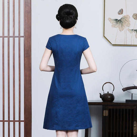 上海旗袍厂JC-JY5059连衣裙夏季短袖新款时尚气质圆领棉麻绣花裙 商品图4