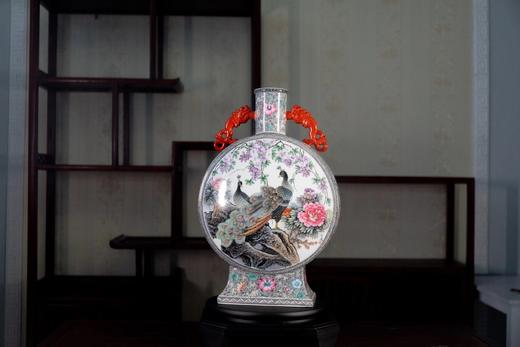 徐亚凤：粉彩水点孔雀抱月瓶 商品图0