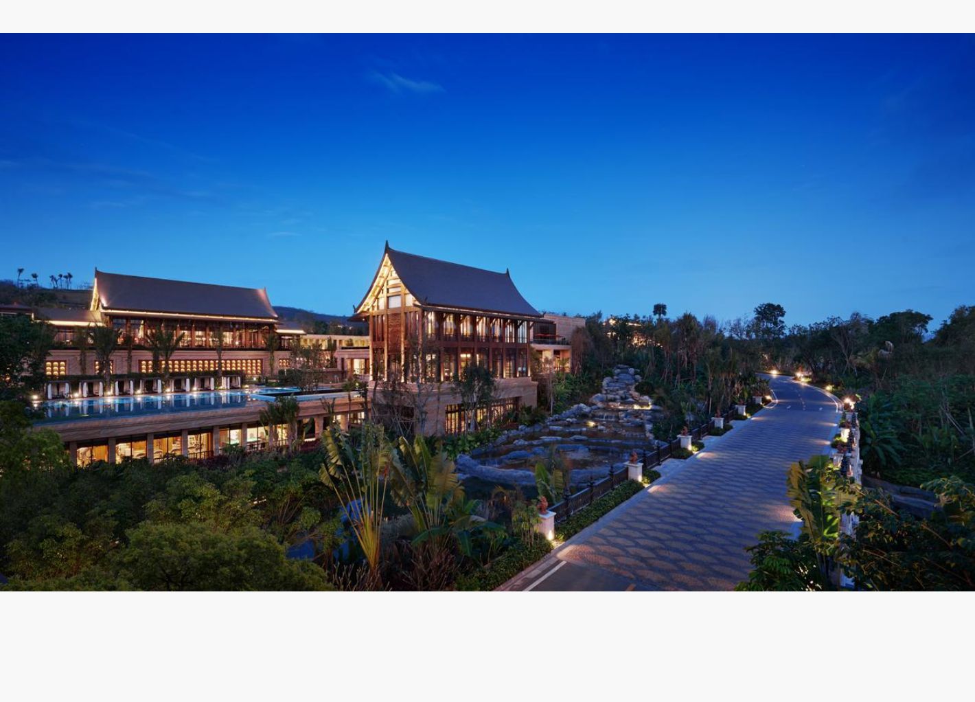 不约可退4天3晚西双版纳融创皇冠假日铂尔曼万达文华三店搭配住观大型