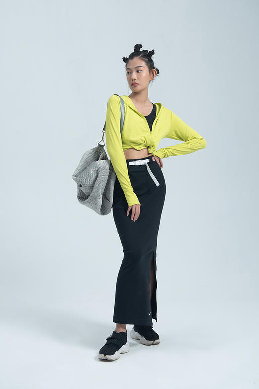 HIDDENNOTES l 原创斜挎单肩包 银灰色丝绒大容量运动旅行背包 商品图0