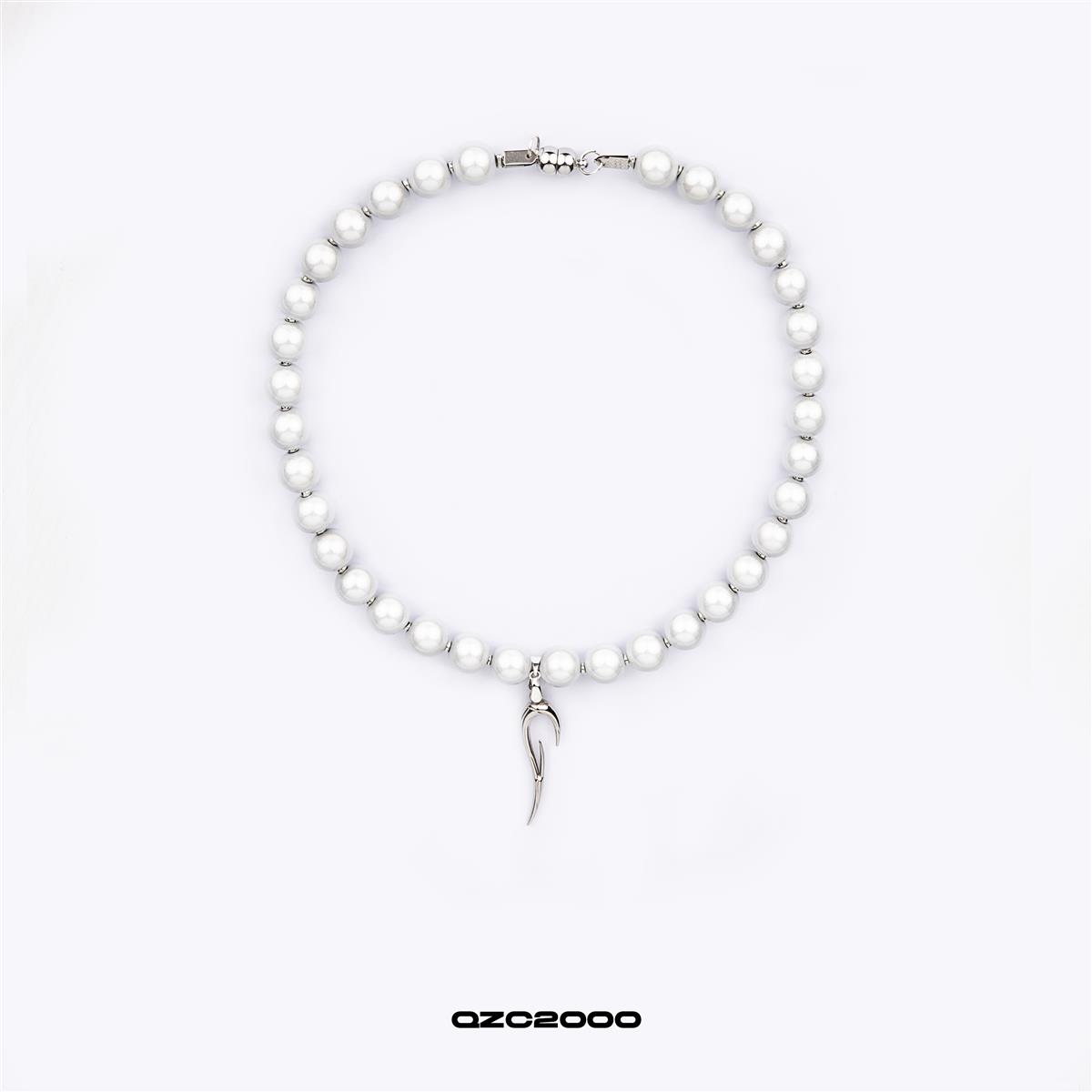 QZC2000 LOGO图腾吊坠梦幻反光珍珠串珠磁铁吸扣项链造型男女饰品