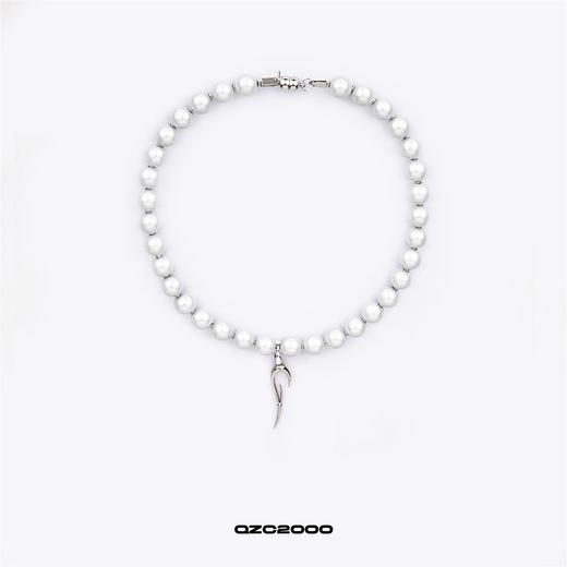 QZC2000 LOGO图腾吊坠梦幻反光珍珠串珠磁铁吸扣项链造型男女饰品 商品图0