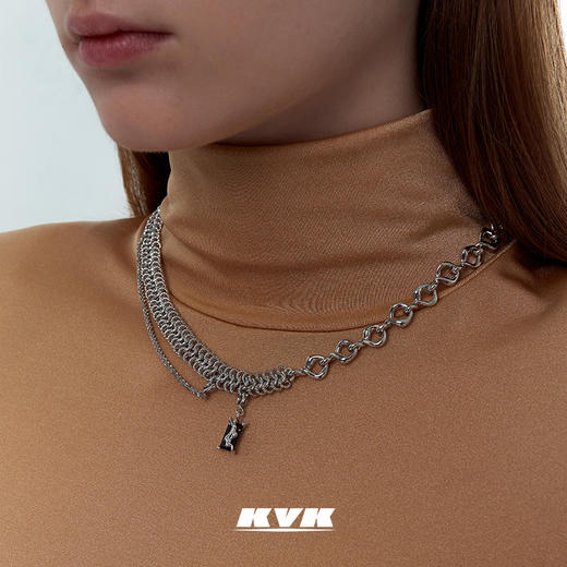 KVK项链女 新款潮轻奢小众锁骨链项链毒液吊坠扭转拼接项链配饰 商品图2