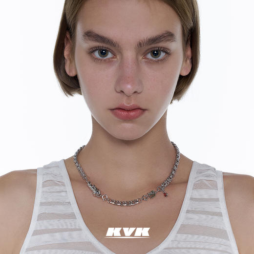 KVK×fourtry潮流合伙人2 2021年新款潮符号盘结元素拼接锁骨项链 商品图0