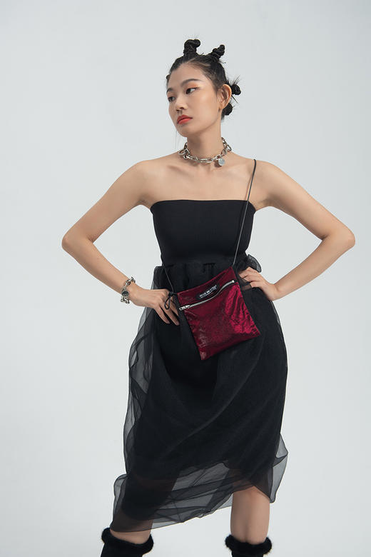 〖HIDDE NN OTES〗原创小众手机包 千禧辣妹风金属mini斜挎蹦迪包 商品图2