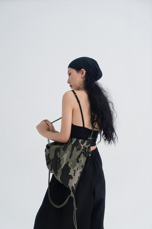 〖HIDDE NN OTES〗原创抽绳  迷彩束口袋双肩背包旅游户外 商品图2