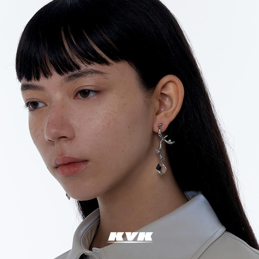 KVK几何水晶耳环2021年新款潮高级感耳饰长款饰品冷淡风原创耳坠 商品图1