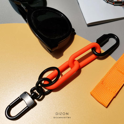 DIZON 荧光锁链条挂饰 个性创意女ins网红包包挂件 情侣汽车钥匙 商品图3