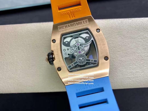 理查徳米勒 Richard Mille 满天星系列 新山羊座 镶满钻壳身 搭载原装进口机械机芯更突显了这块腕表的运动风格 商品图6