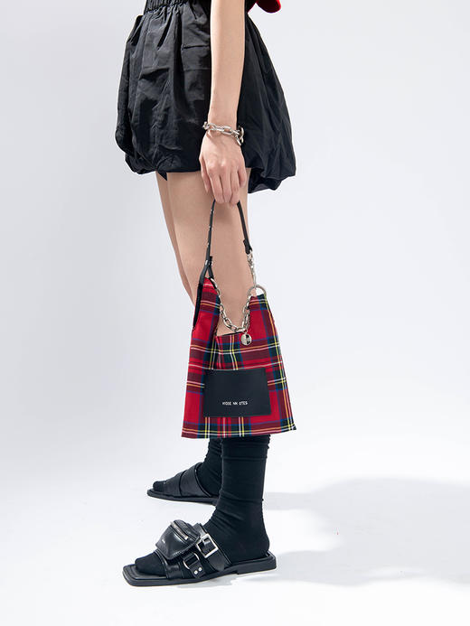 HIDDENNOTES l 2021原创红格子单肩斜挎背心包手提链条小包腋下包 商品图1
