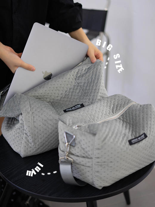 HIDDENNOTES 原创斜挎运动健身包 丝绒大容量学生旅行包轻便背包 商品图3