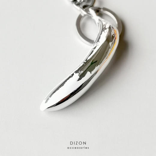 MADE BY DIZON 空山基香蕉挂饰 包袋潮流吊电镀镜面水果果冻吊饰 商品图3