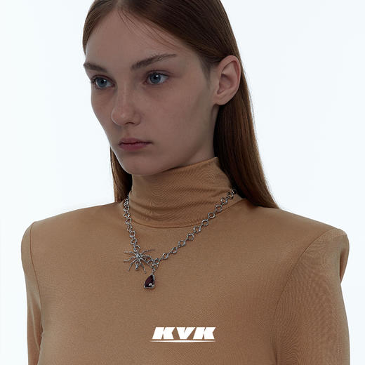 KVK蜘蛛血滴吊坠扭转项链女轻奢小众原创饰品锁骨项链ins冷淡风 商品图1