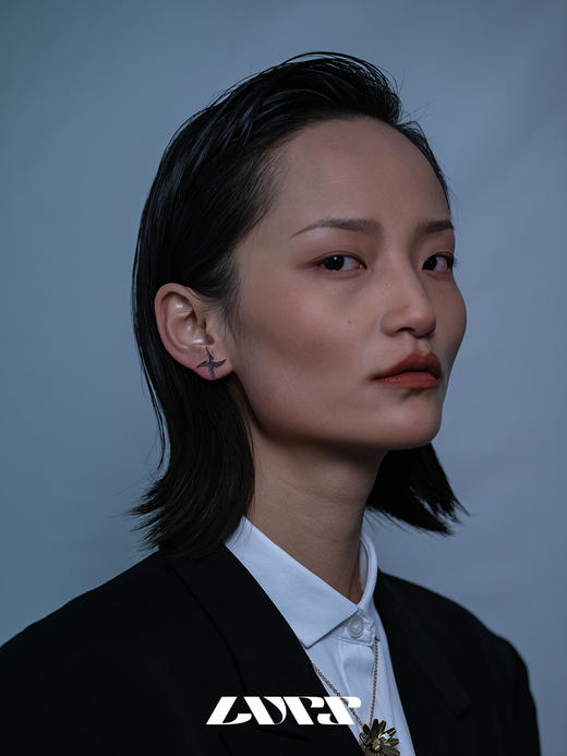 LURS爆款原创设计夏天清新百搭防过敏网红简约小巧手里剑飞镖耳钉 商品图2