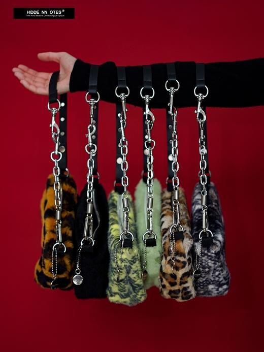 HIDDENNOTES l 辣妹单肩手提腋下包高级感平价蛇纹蟒纹链条手机包 商品图1