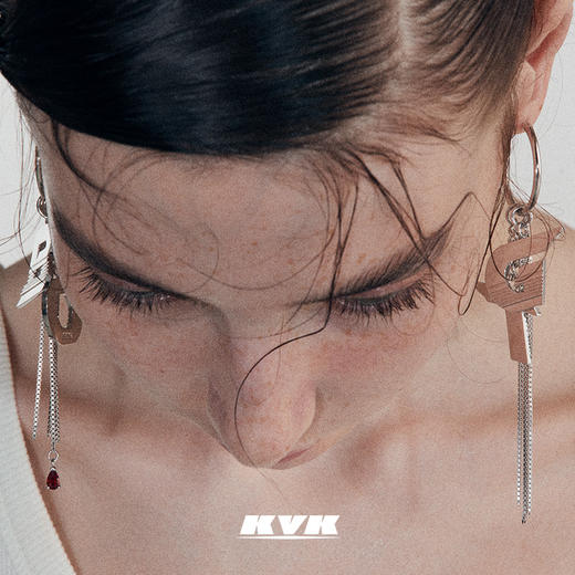 KVK字母拼接耳环2021年新款潮小众设计气质高级感轻奢流苏耳坠ins 商品图1