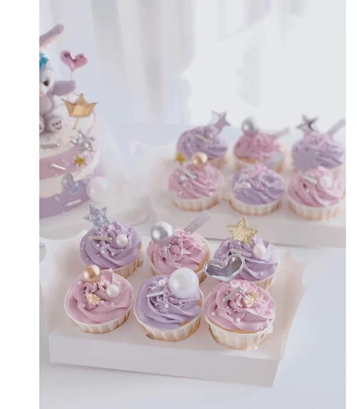 卡通主题系列：甜蜜下午茶，口感和颜值缺一不可的杯子蛋糕，建议与主蛋糕搭配 商品图0