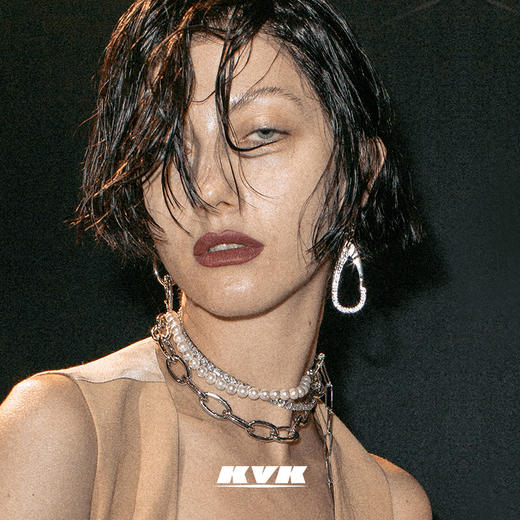 KVK耳环2021年新款潮气质珍珠耳挂高级感饰品时尚耳饰圆圈配饰 商品图1