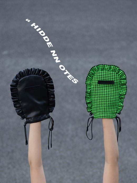HIDDENNOTES l小众设计花边趣味抽绳包 夏季包包女斜挎黑绿手机包 商品图0
