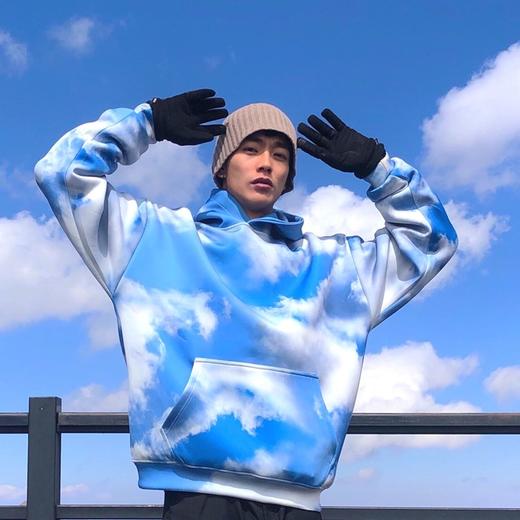 LURS新款春夏简约百搭连帽卫衣蓝天白云元素卫衣女上衣国潮男 商品图0