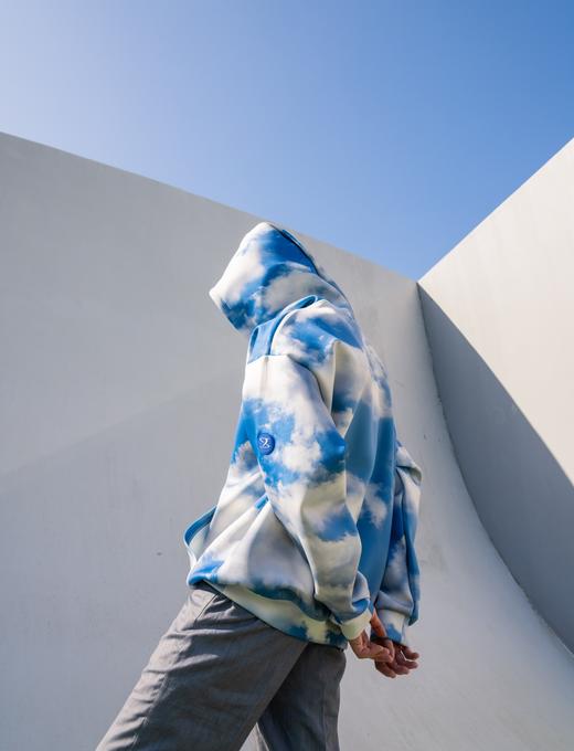 LURS新款春夏简约百搭连帽卫衣蓝天白云元素卫衣女上衣国潮男 商品图1