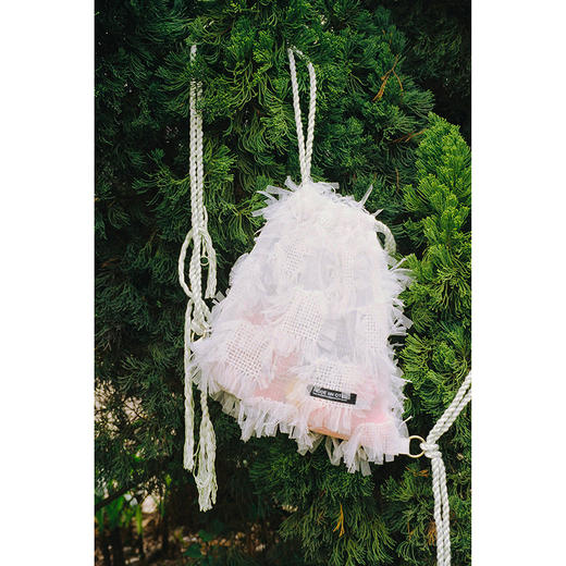 〖HIDDE NN OTES〗夏季抽绳束口袋 仙气薄纱方格流苏ins双肩背包 商品图0