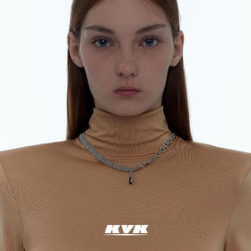 KVK项链女 新款潮轻奢小众锁骨链项链毒液吊坠扭转拼接项链配饰