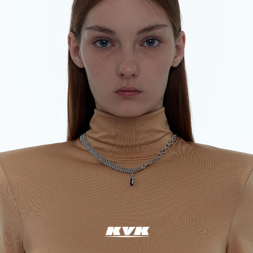 KVK项链女 新款潮轻奢小众锁骨链项链毒液吊坠扭转拼接项链配饰 商品图0