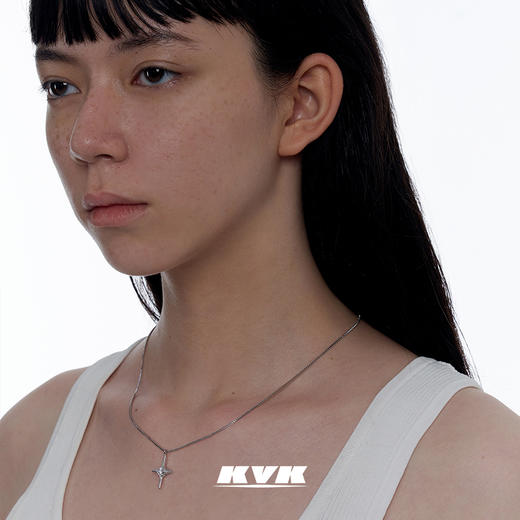 KVK十字架项链女锁骨链2021新款女可调节吊坠饰品高级感简约配饰 商品图2