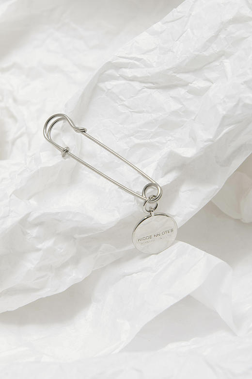 〖HIDDENNOTES〗 原创钢牌大别针配饰 包包个性改造diy扣  多用途 商品图3