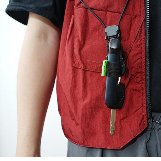 made by dizon 机能电子挂链户外风多功能电子产品烟杆斜挎挂绳 商品图1