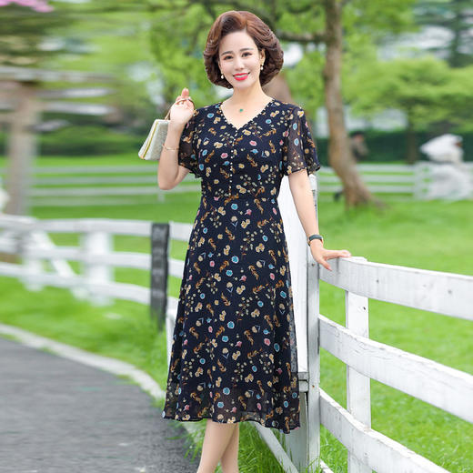 FW  515雪纺连衣裙五十岁中年妈妈洋气质裙 商品图3